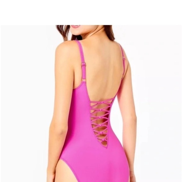 NEW Lilly Pulitzer Isle Lattice One-Piece
Swimsuit PLUMERIA PINK NWT Sz 14 - Picture 7 of 13